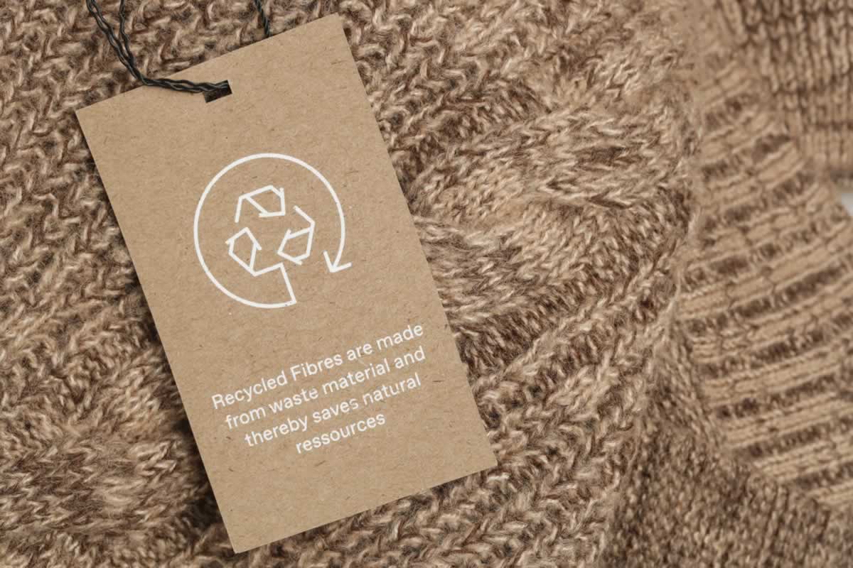 The New Age of Textile Recycling: Innovations and Challenges:image recycling-clothes-rubbish-removal-sydney-001